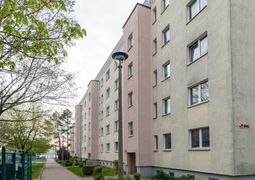Erstbezug nach Sanierung! Wunderschöne 4-Raum-Wohnung mit Balkon!