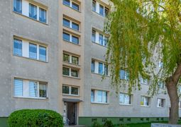 Erstbezug nach Sanierung! Wunderschöne 2-Raum-Wohnung mit Dusche!